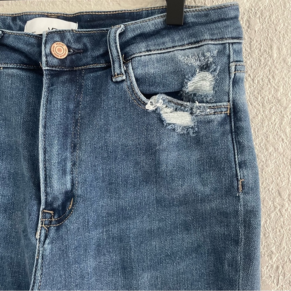 Vervet High Rise Distressed Jeans - Picture 7 of 16